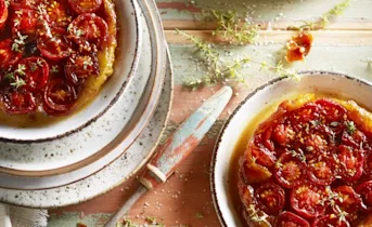 Tarte Tatin van trostomaatjes met balsamico