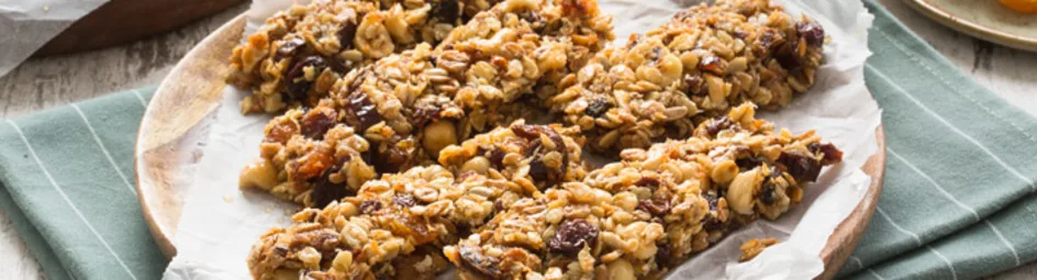 Crunchy mueslirepen met kokos en hazelnoten