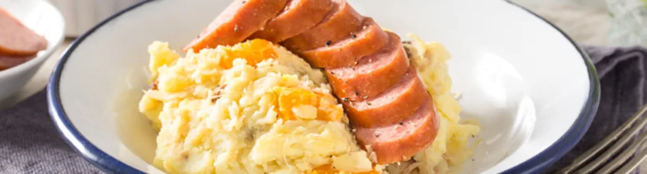 Zuurkoolstamppot met mandarijn, banaan en rozijntjes