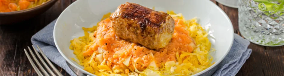 Zoete-aardappelzuurkoolstamppot met cordon bleu vink