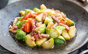 Gefruite spruitjes met spek