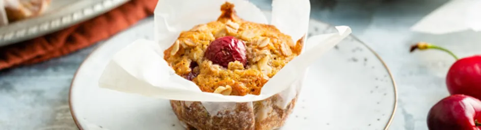 Kersenmuffins met granola