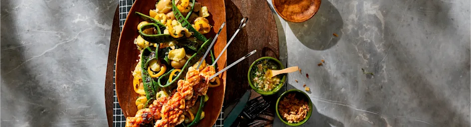 Aardappelsalade met snijbonen en kipspiesen