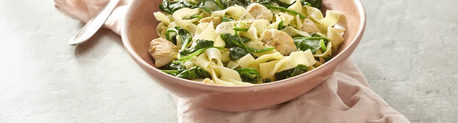 Bio tagliatelle met kip en gorgonzola