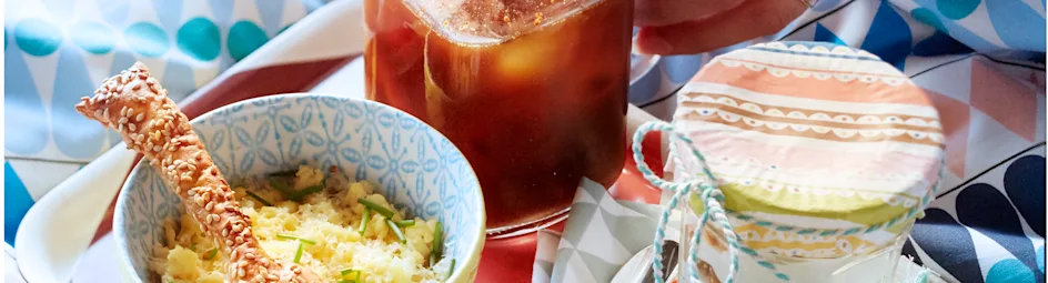 Iced orange cappuccino