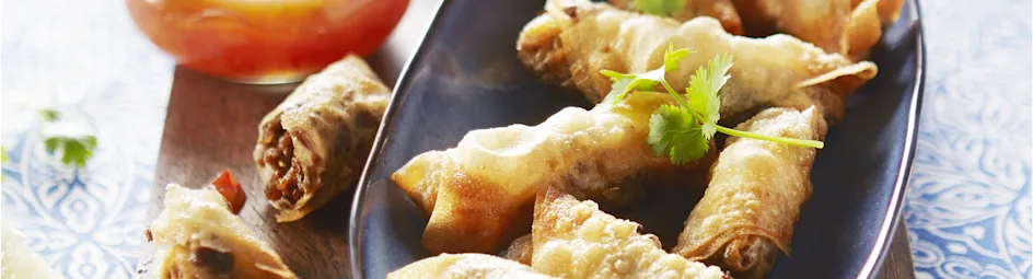 Filodippers met kruidig gehakt en zoete chilisaus