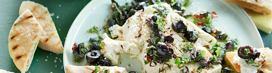 Gemarineerde feta met olijven en pitapuntjes