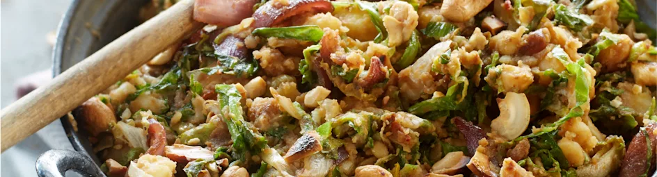 Andijviestamppot met sambal en noten