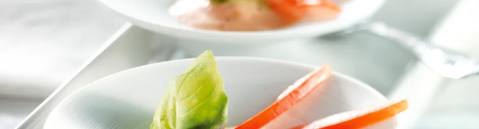 Amuse van tomatenmousse