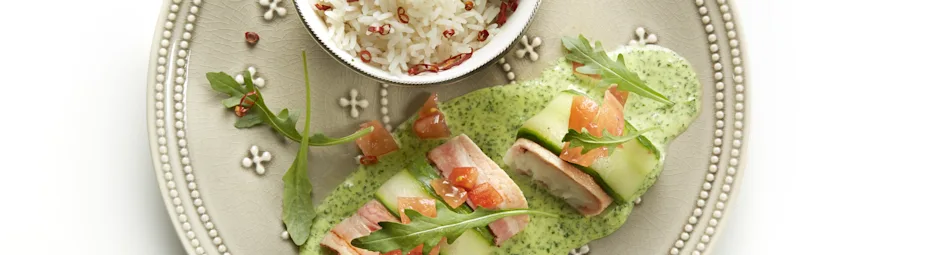 Gestoomde kabeljauwfilet met rucola-basilicumsaus