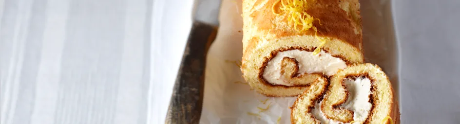 Zwitserse rol met citroenvulling