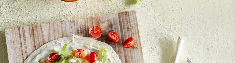 Tortillataart met gerookte vis