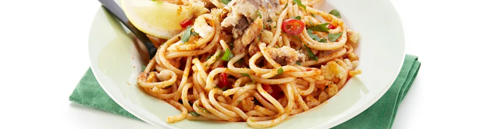 Spaghetti met sardientjes en rode peper