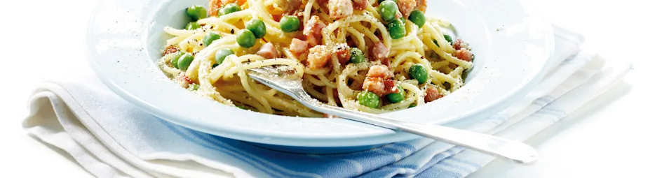 Spaghetti carbonara met doperwten
