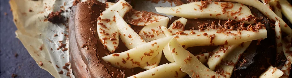 Chocolademoussetaart met peer