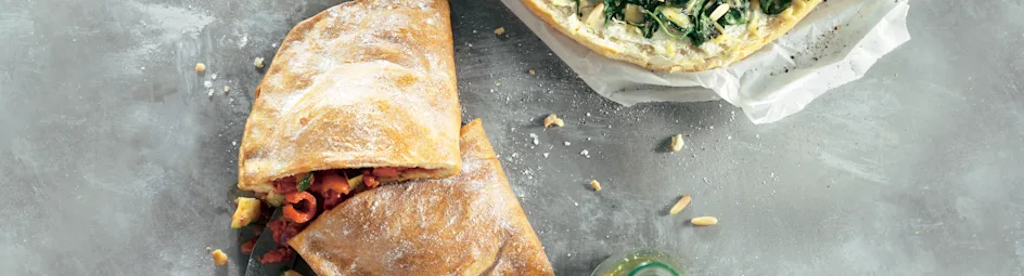 Calzone met courgette, paprika en kaas
