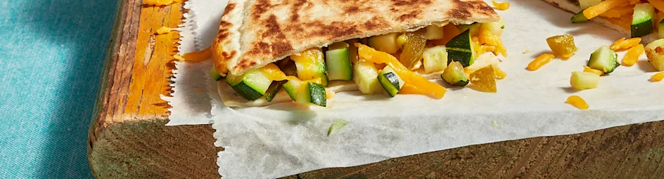 Quesadilla met pittige tomatensalsa