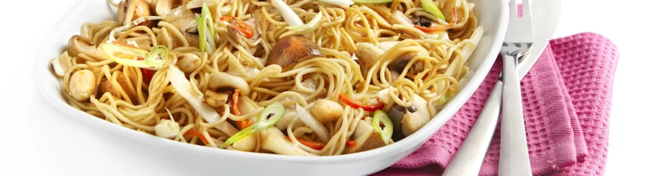 Mie met paddenstoelen en Chinese kool