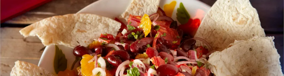 Bonensalade met chorizo en sinaasappel