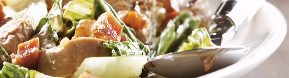 Roerbak van varkenshaas en paksoi