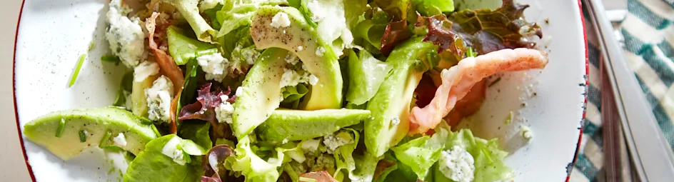Salade met blauwe kaas en bacon