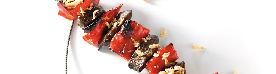 Biefsaté met honing-ketjapsaus