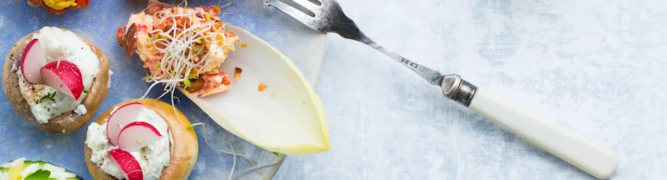 Courgettelinten met oosterse krabsalade