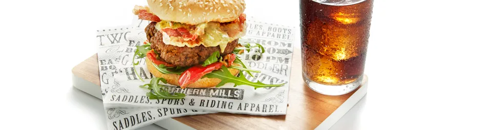 Mediterrane burger met pestodip