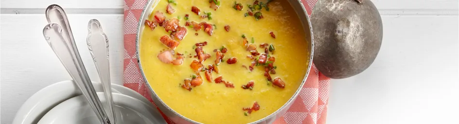 Zoete-aardappelsoep + Kaas-uienbrood