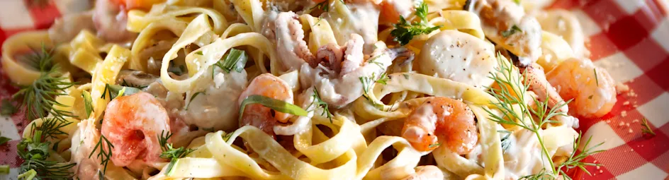 Tagliatelle met zeevruchten en wittewijnsaus