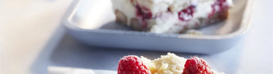 Snelle tiramisu met witte chocolade en frambozen