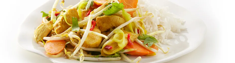 Oosterse groenten met kip