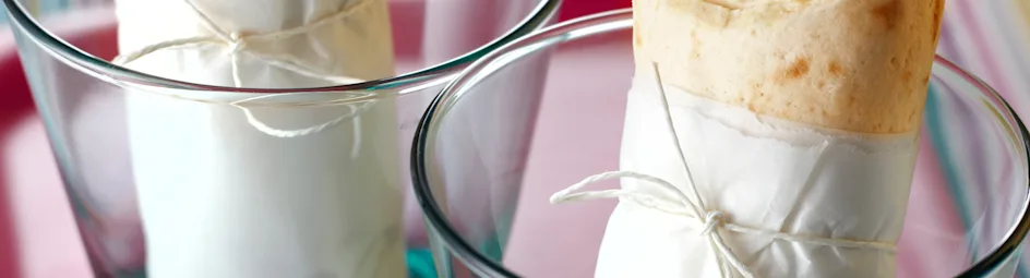 Kipwrap met honing-notendressing