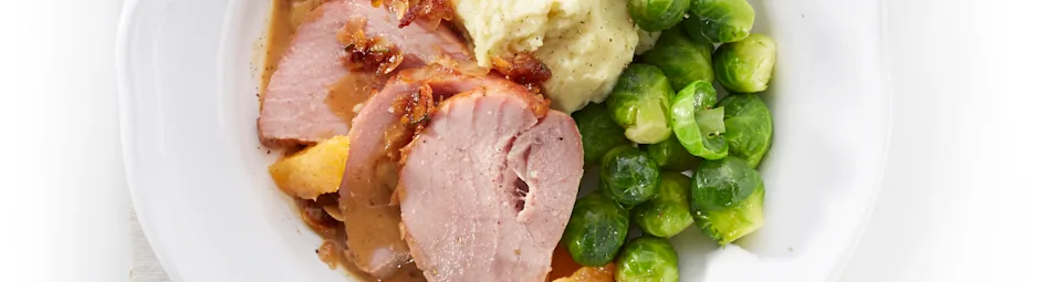 Beenham met sinaasappel-kaneelsaus