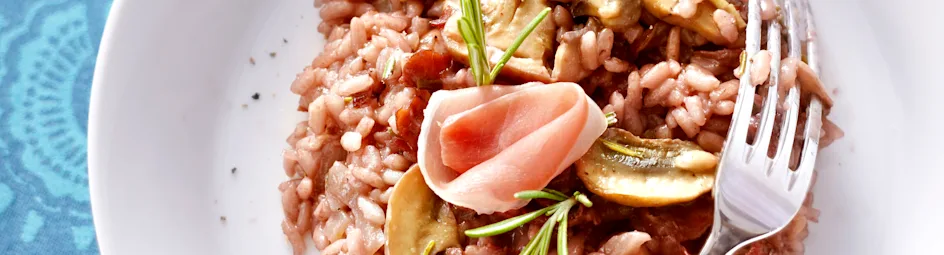 Risotto met rode wijn en champignons