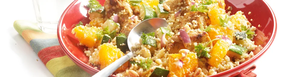 Lauwwarme couscous met kip en sinaasappel