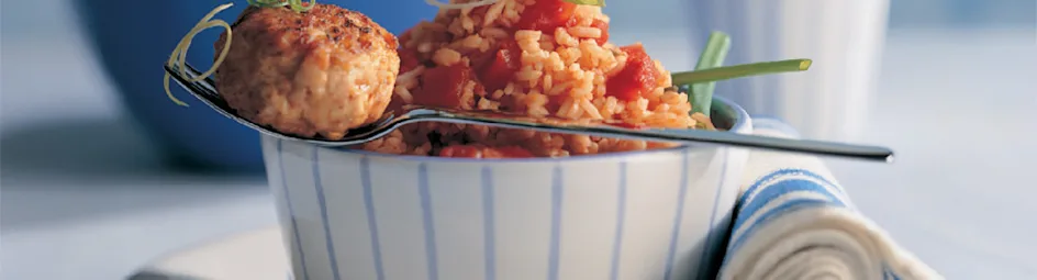 Kipgehakt met pikante rijst