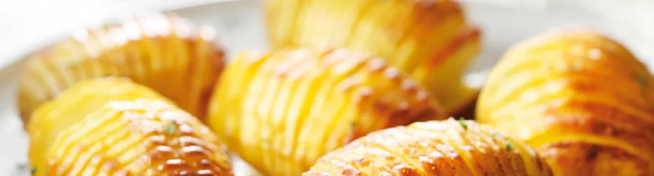 Hasselback aardappelen met warme specerijen