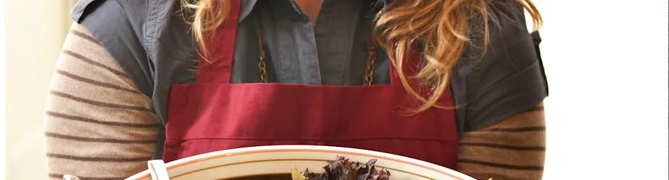 Gerookte-kipsalade met honing-mosterddressing