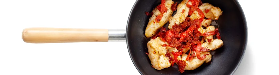 Kipfilet met chorizo en tomatentapenade