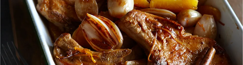 Ribkarbonade met sjalot en sinaasappel