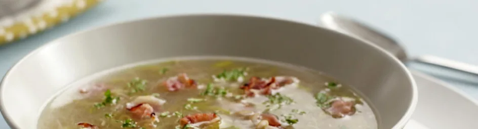 Kippensoep met prei en bacon