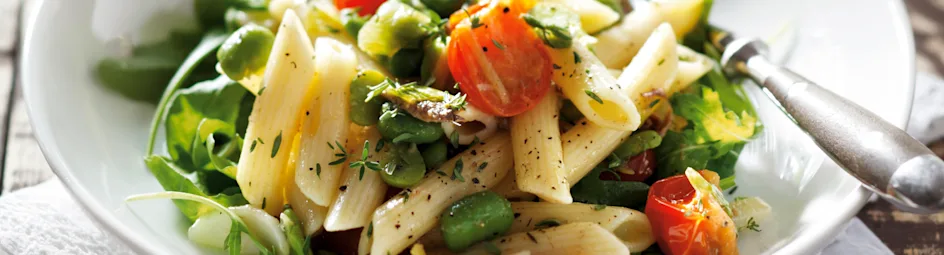 Pasta met kerstomaat, ansjovis en tuinbonen