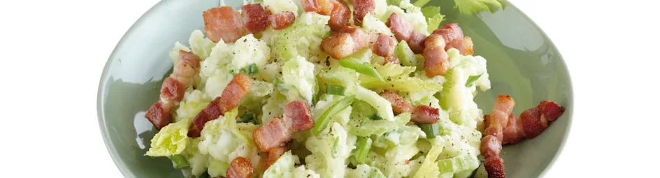 Bleekselderijstamppot met bosui en spekjes