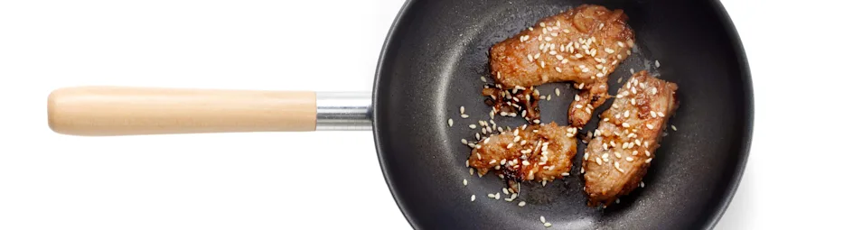 Eendenborst met sesam en sjalotjes