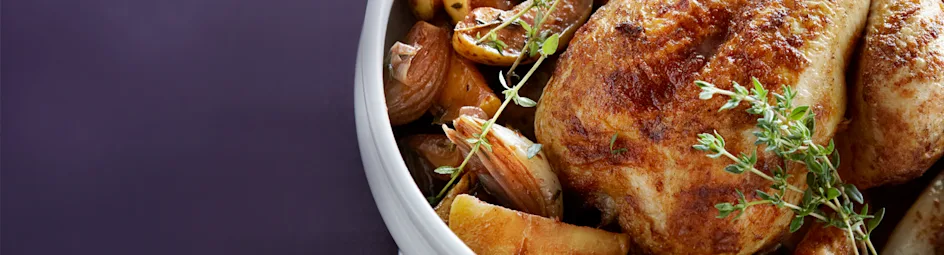 Gestoofde kip uit de oven met appel en chocolade