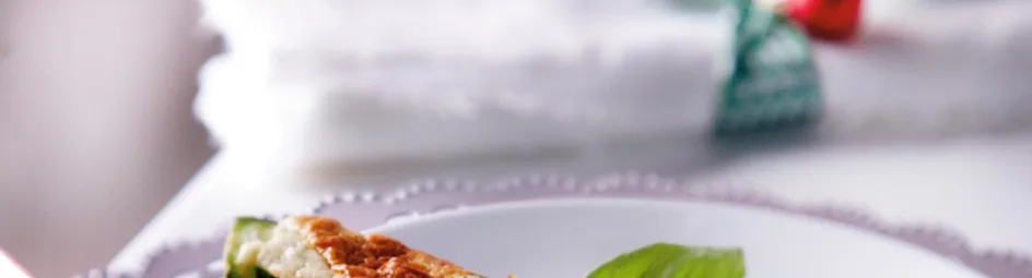 Courgette met blauwe-kaassoufflé en grove pestosaus