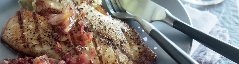 Geroosterde tilapia met sjalottencompote