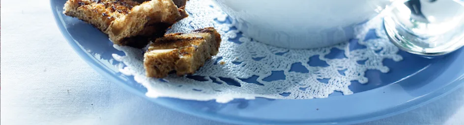 Hollandse kaassoep met notenbrood-croutons