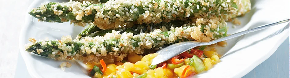 Gefrituurde asperges met mangosalsa